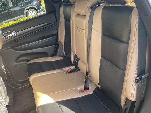 Used 2014 Jeep Grand Cherokee Laredo w/ Quick Order Package 23E image 12