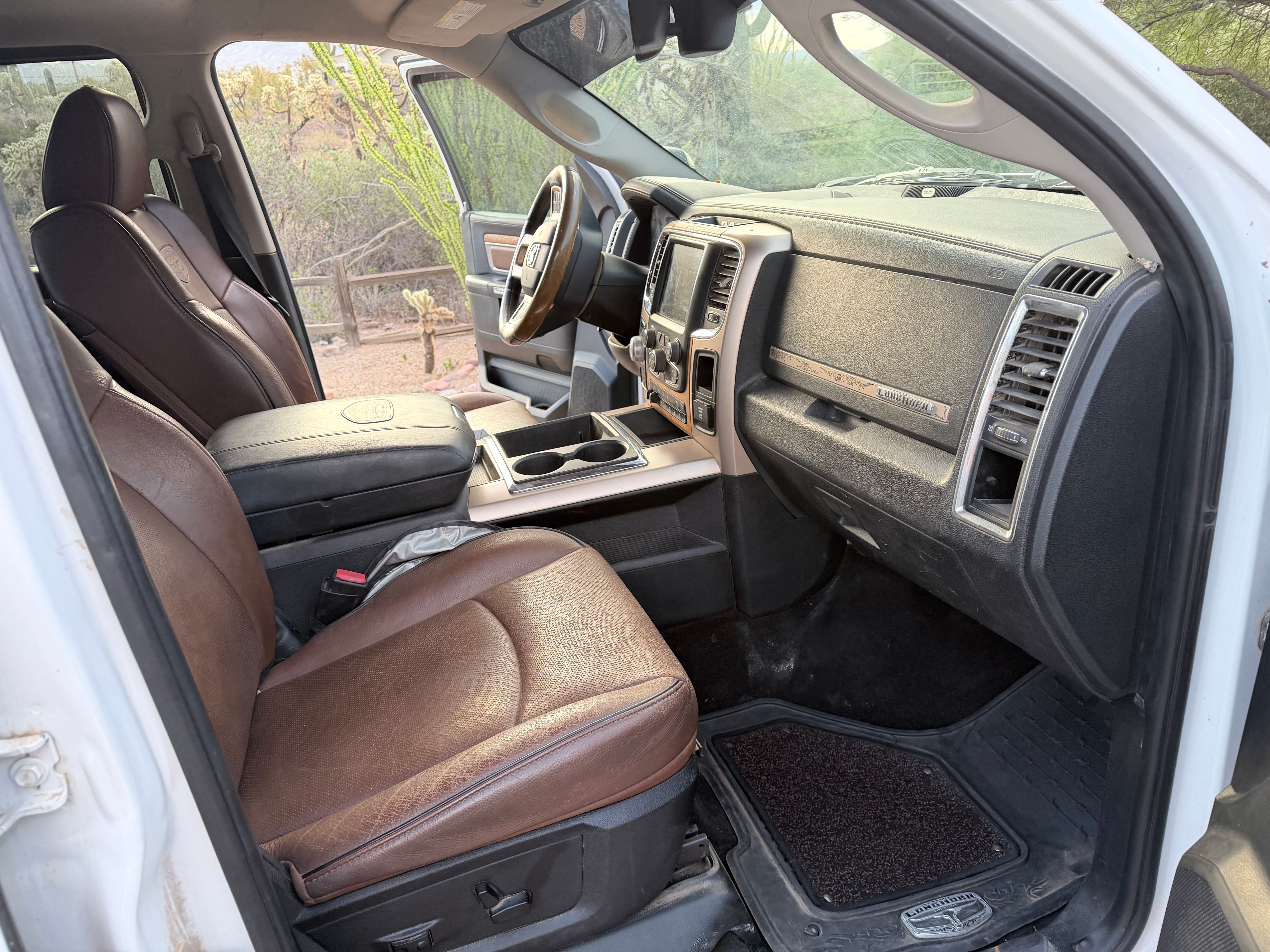 Used 2015 RAM 1500 Laramie Longhorn w/ Convenience Group AWD/4WD image 9