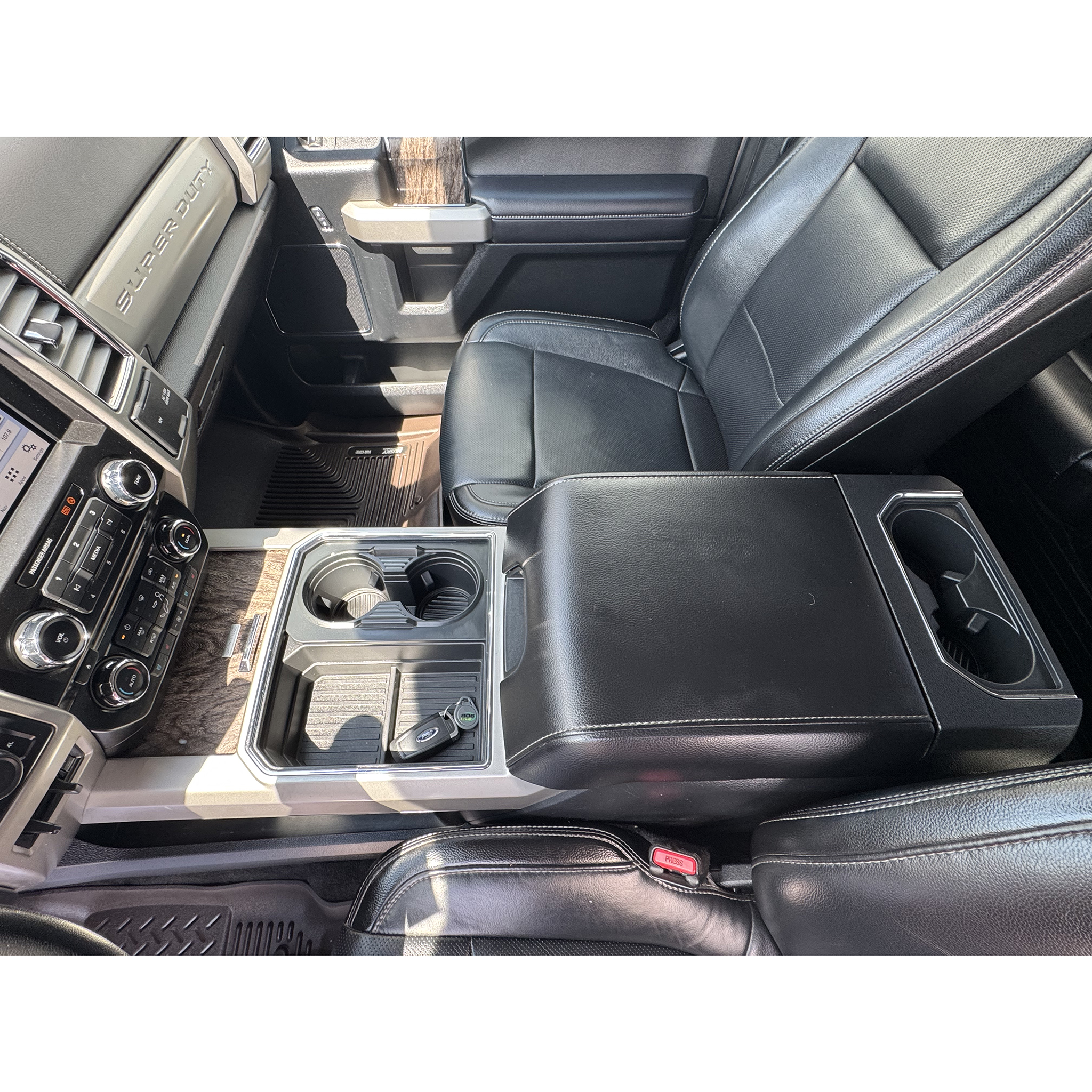 Used 2017 Ford F250 Lariat w/ Lariat Ultimate Package AWD/4WD image 17
