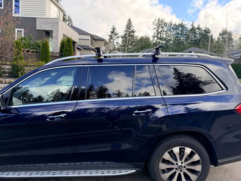 Used 2019 Mercedes-Benz GLS 450 4MATIC image 2