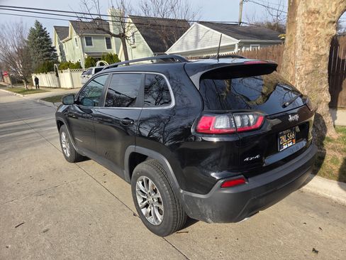 Used 2022 Jeep Cherokee Latitude Lux image 4