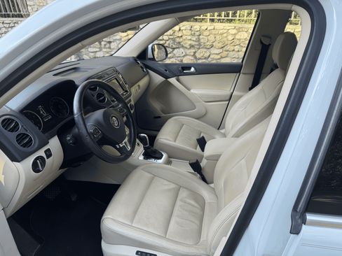 Used 2016 Volkswagen Tiguan SEL image 10