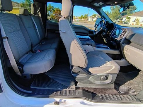 Used 2017 Ford F150 XLT w/ Equipment Group 301A Mid image 10