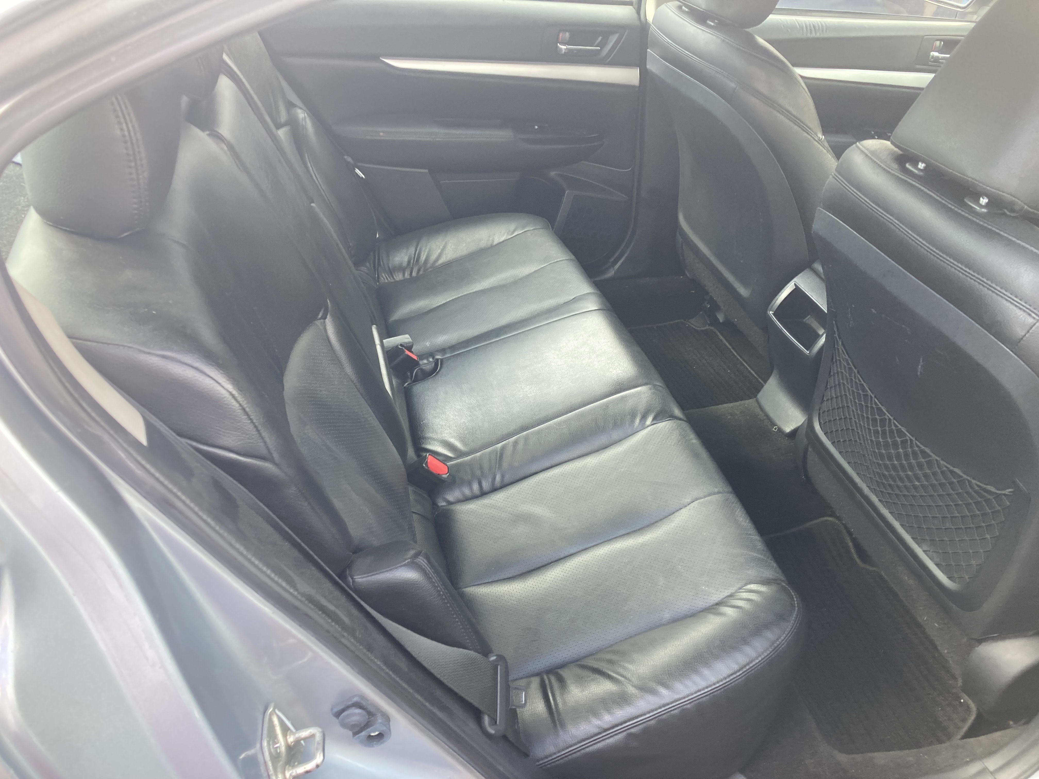 Used 2013 Subaru Legacy 2.5i Premium w/ All-Weather Pkg + Moonroof AWD/4WD image 9
