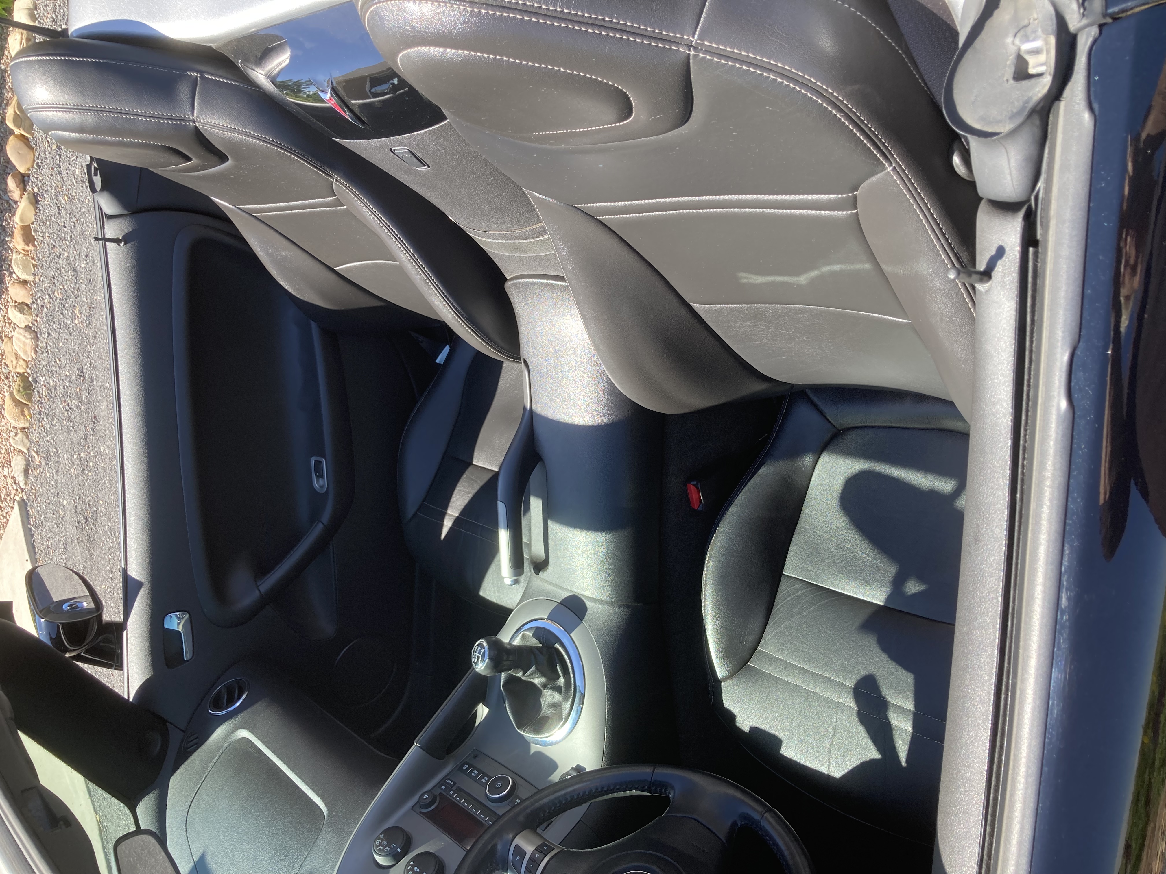 Used 2006 Pontiac Solstice Convertible w/ Premium Package RWD image 8
