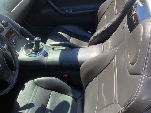 Used 2006 Pontiac Solstice Convertible w/ Premium Package image 9