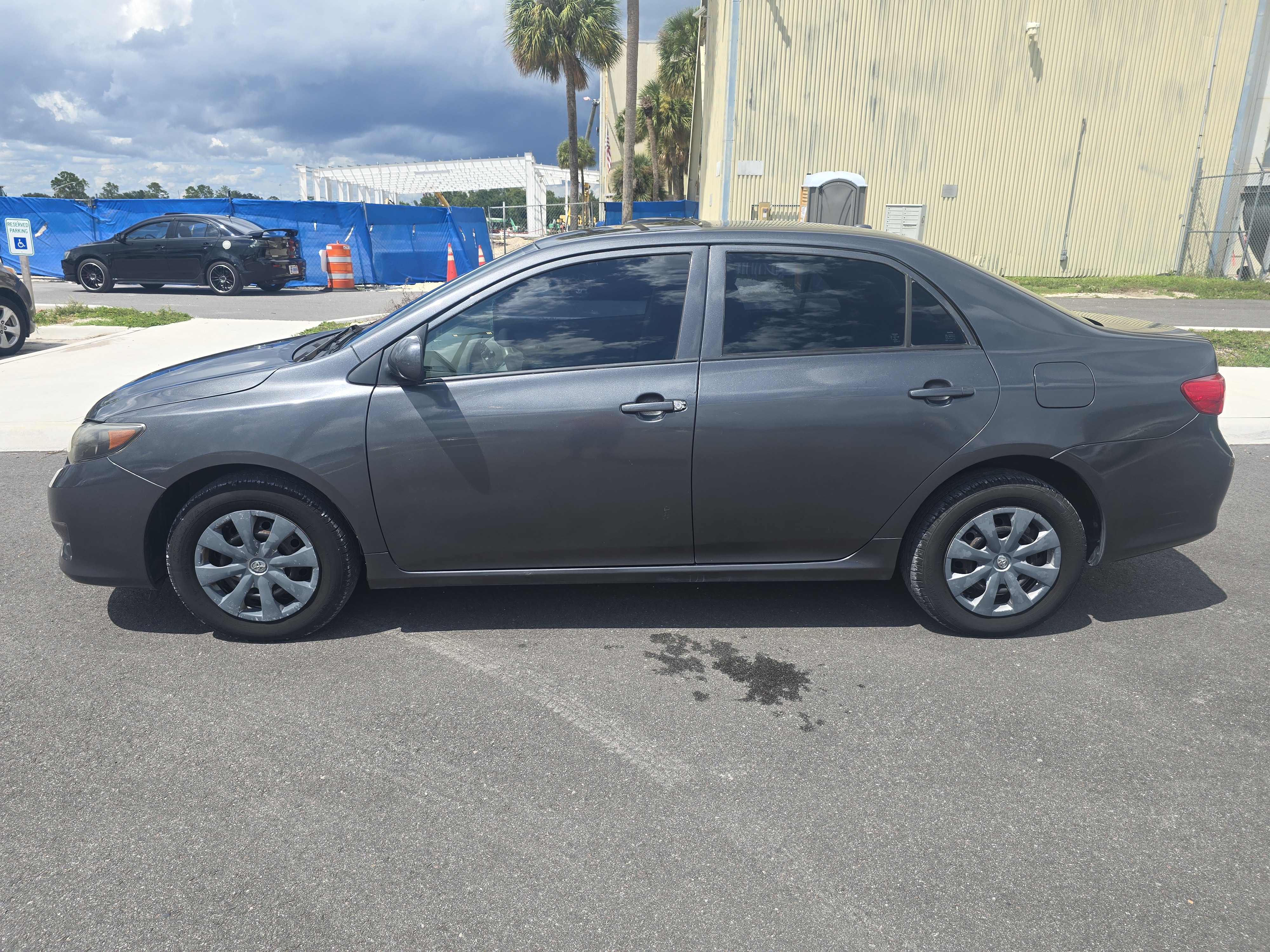 Used 2009 Toyota Corolla LE FWD image 2