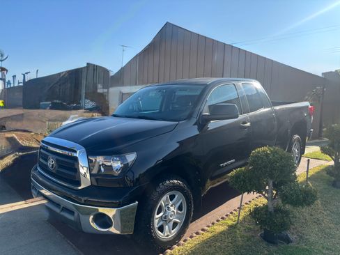 Used 2011 Toyota Tundra 2WD Double Cab w/ Tow Pkg image 8