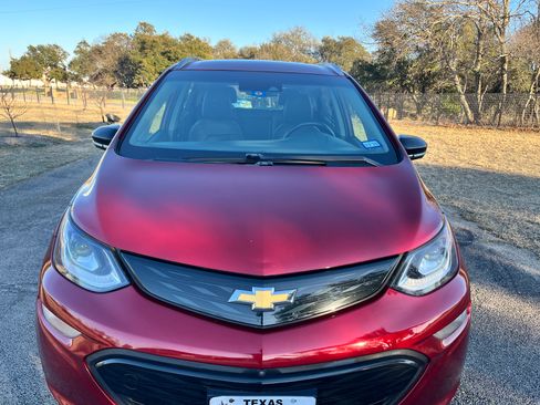 Used 2017 Chevrolet Bolt Premier w/ Driver Confidence II Package image 15