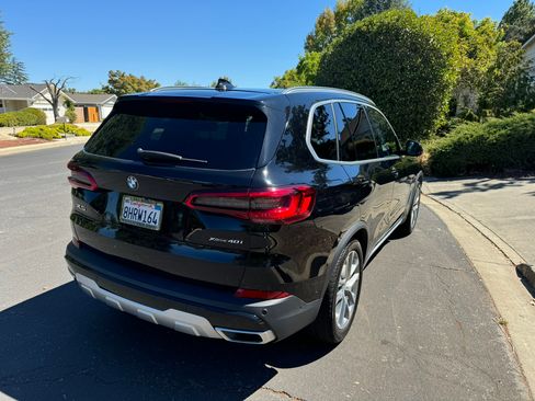 Used 2019 BMW X5 xDrive40i w/ Premium Package 2 AWD/4WD image 4