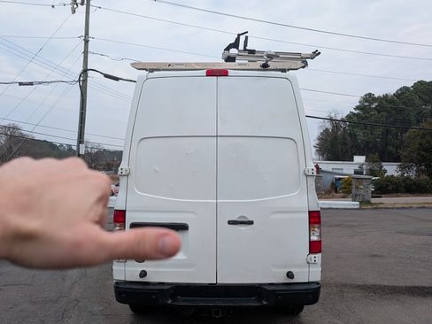 Used 2020 Nissan NV 2500 SV image 6