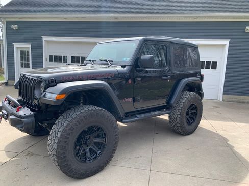 Used 2018 Jeep Wrangler Rubicon w/ Steel Bumper Group image 4