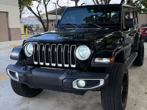 Used 2021 Jeep Wrangler Unlimited Sahara image 8