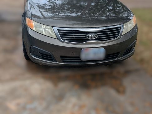 Used 2010 Kia Optima LX image 6