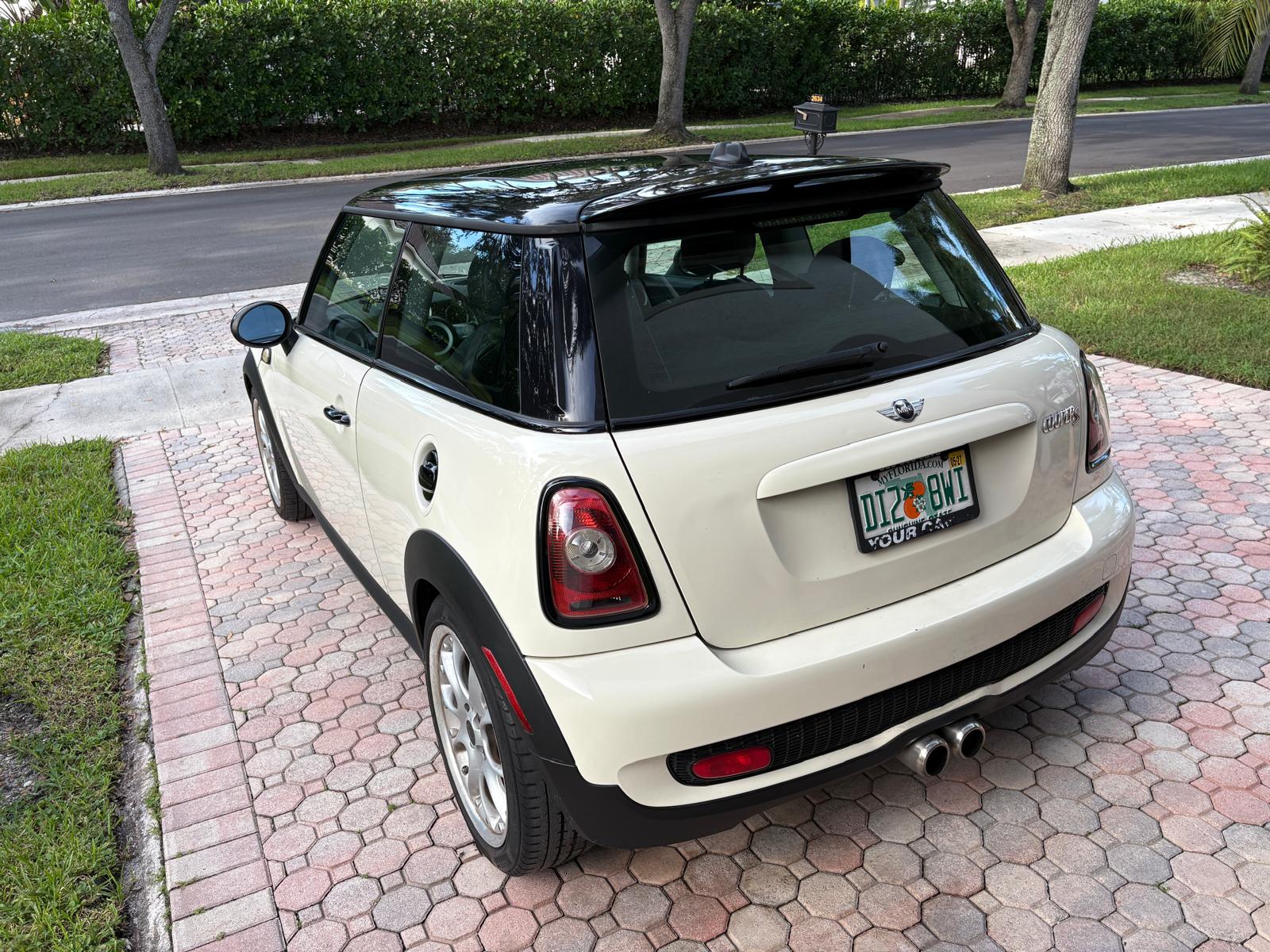 Used 2009 MINI Cooper S FWD image 9