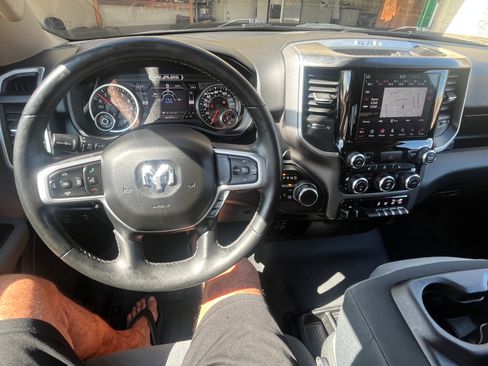 Used 2019 RAM 1500 Big Horn AWD/4WD image 10