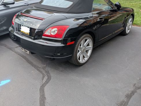 Used 2005 Chrysler Crossfire Convertible image 8