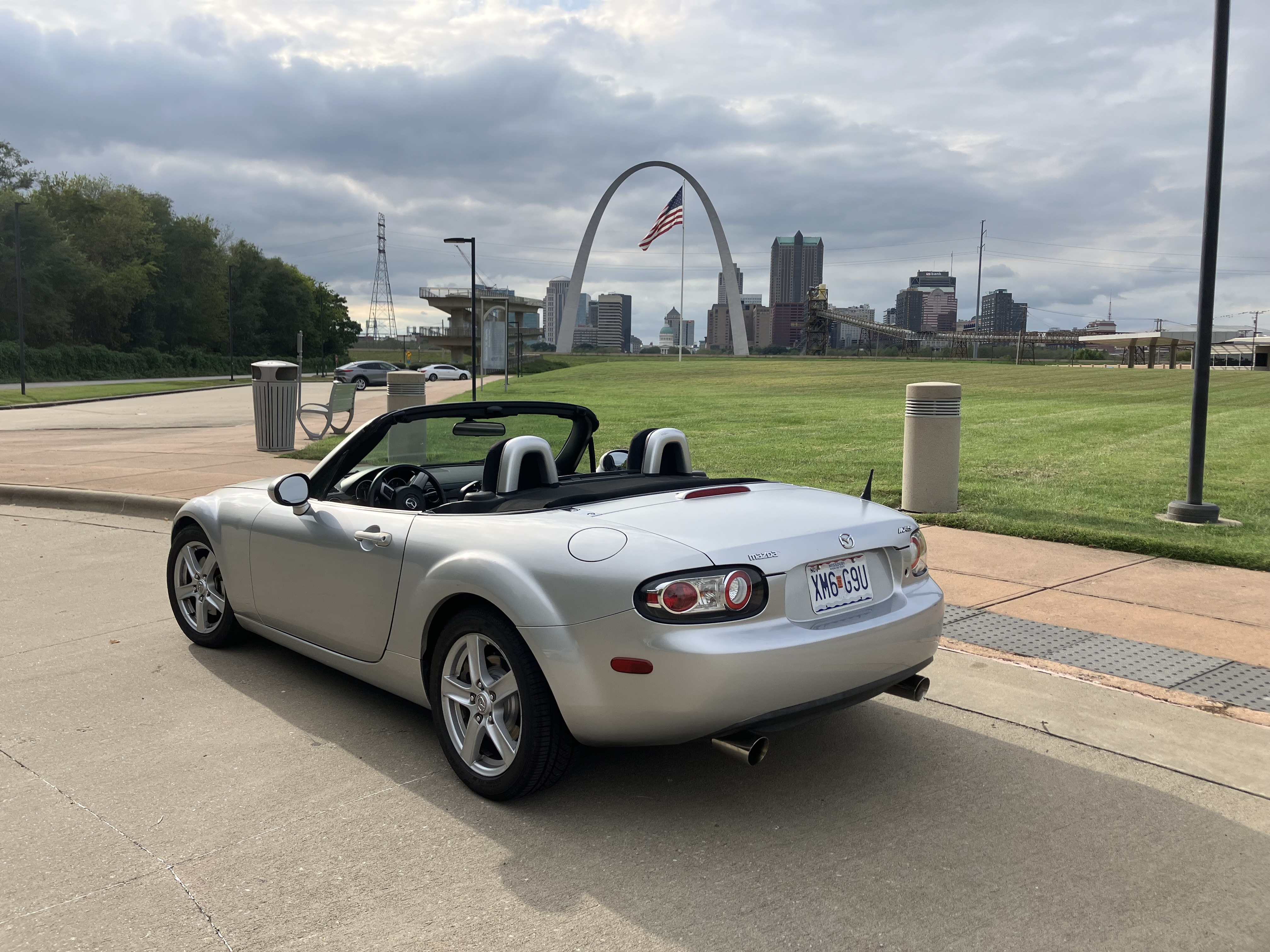 Used 2006 MAZDA MX-5 Miata Touring RWD image 18