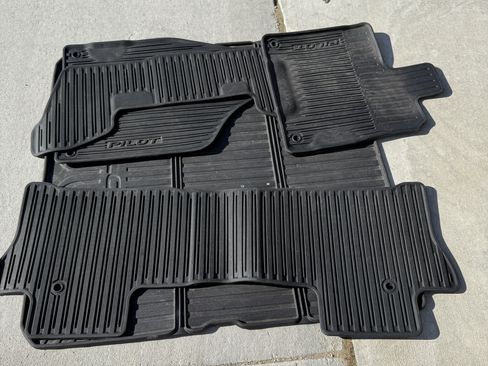 Used 2017 Honda Pilot Elite image 29