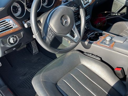 Used 2013 Mercedes-Benz CLS 550 4MATIC image 12