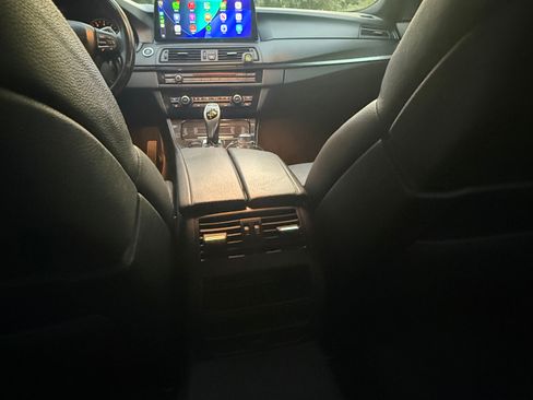 Used 2011 BMW 550i Sedan RWD image 10