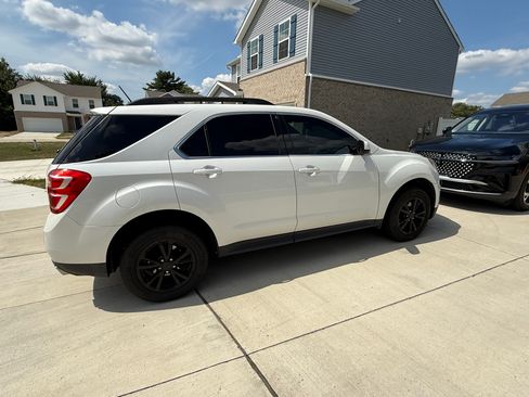 Used 2016 Chevrolet Equinox LT AWD/4WD image 18