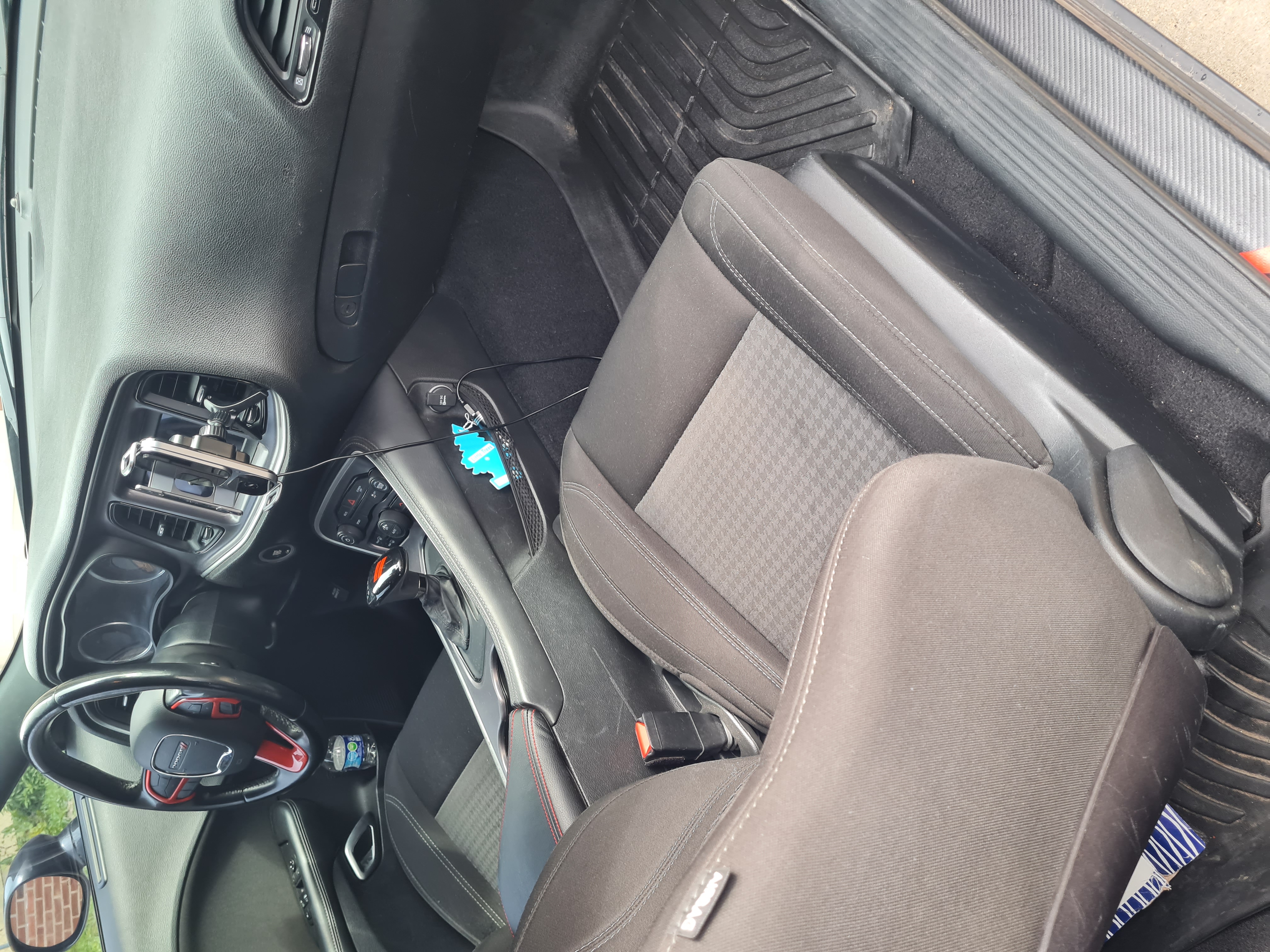 Used 2019 Dodge Challenger SXT RWD image 21