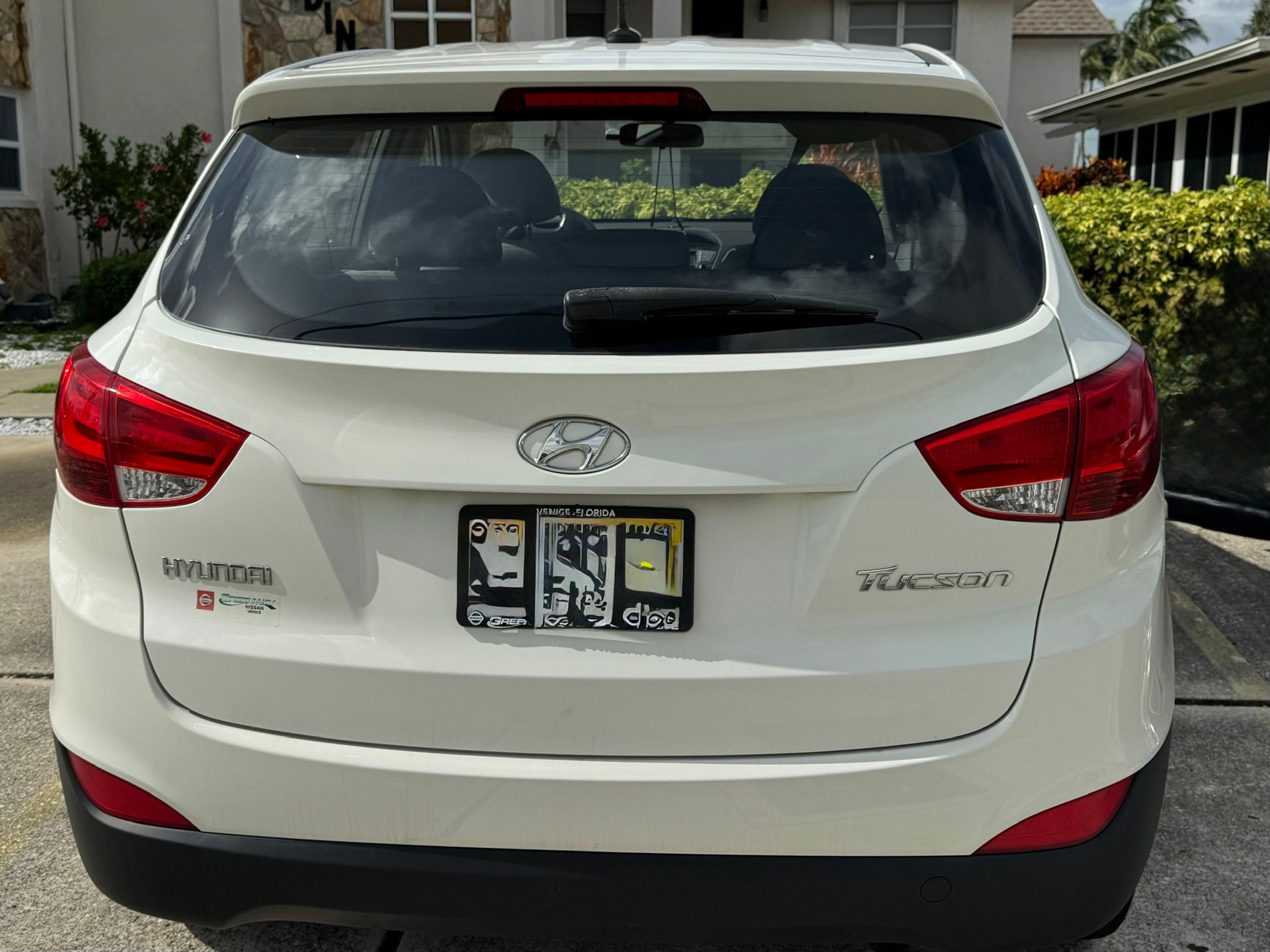 Used 2010 Hyundai Tucson GLS FWD image 6