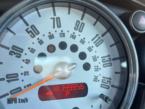 Used 2004 MINI Cooper Hardtop image 10