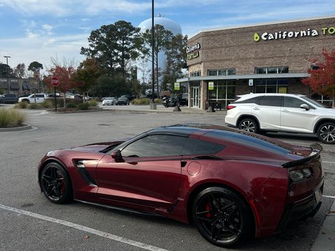 Used 2017 Chevrolet Corvette Z06 image 8