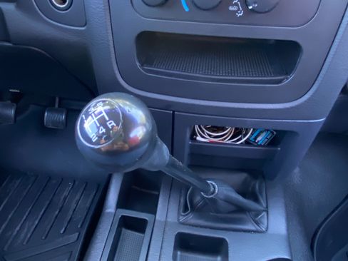 Used 2002 Dodge Ram 1500 Truck 2WD Regular Cab image 5