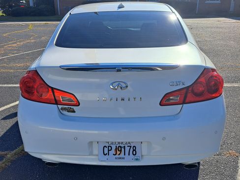 Used 2011 INFINITI G37 x Sedan w/ Premium Pkg image 2