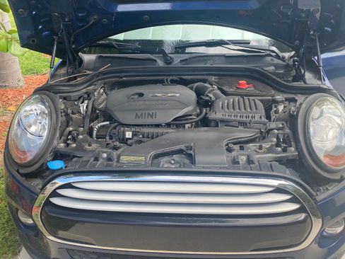 Used 2015 MINI Cooper 2-Door Hardtop FWD image 8