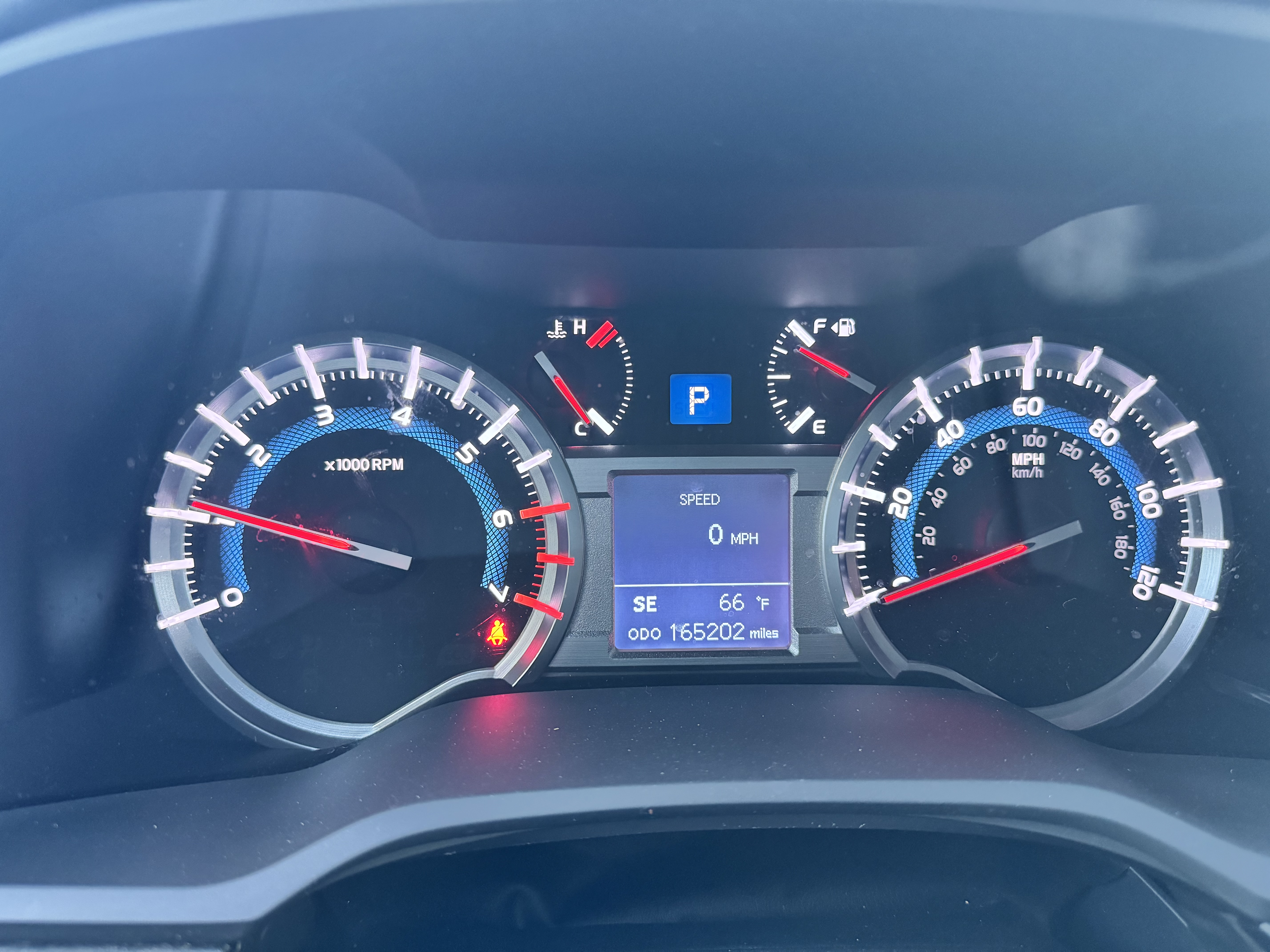Used 2015 Toyota 4Runner SR5 AWD/4WD image 2