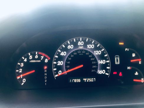 Used 2010 Honda Odyssey LX image 12