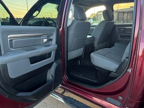 Used 2016 RAM 1500 Big Horn AWD/4WD image 11