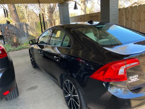 Used 2017 Volvo S60 T5 Dynamic w/ Vision Package image 6