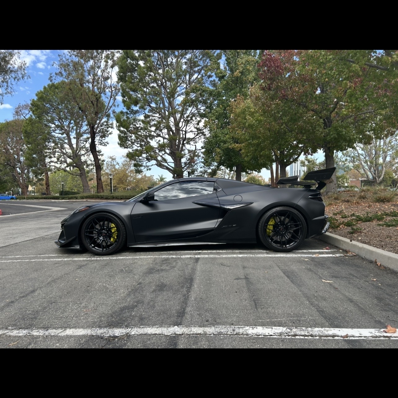 Used 2023 Chevrolet Corvette Z06 RWD image 18