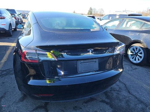 Used 2021 Tesla Model 3 Standard Range Plus image 5