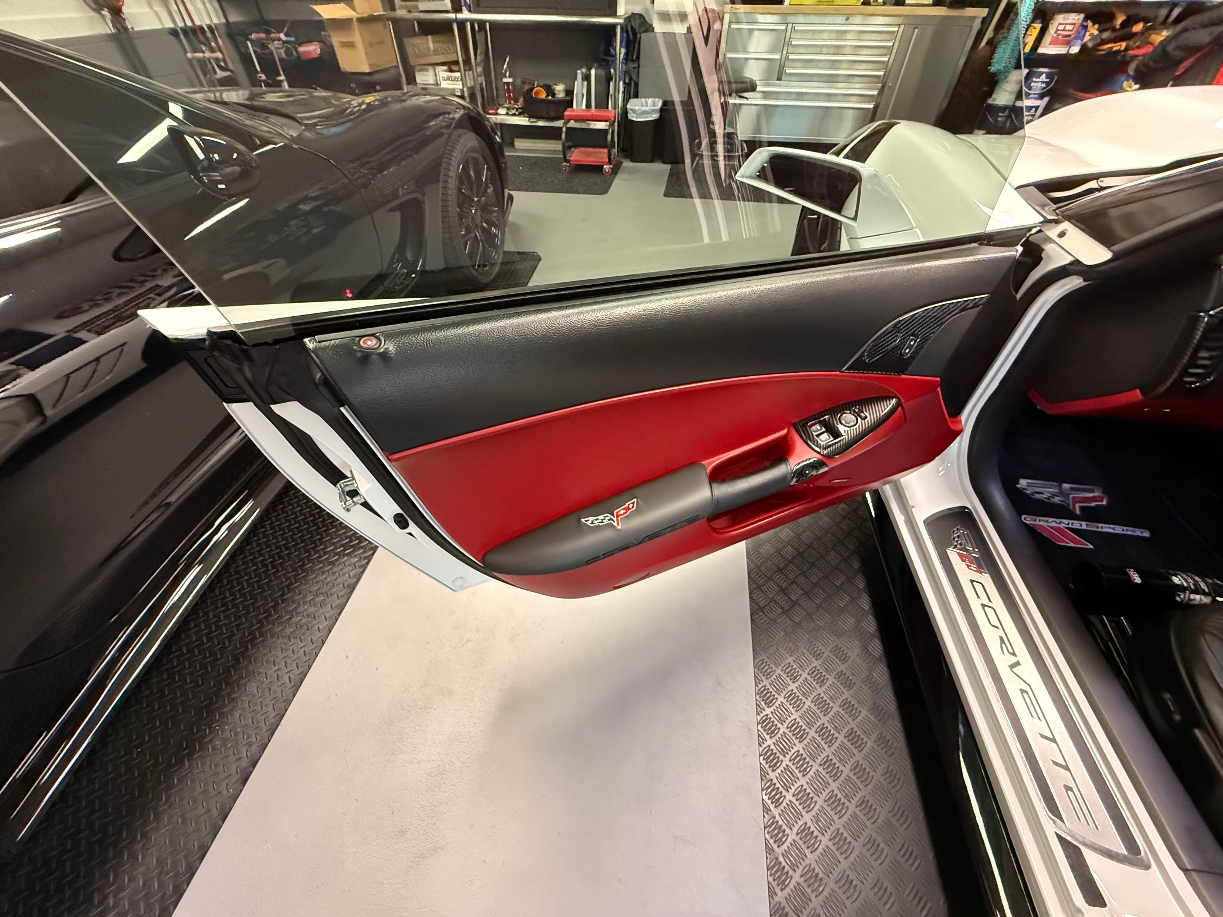 Used 2013 Chevrolet Corvette Grand Sport w/ 2LT Preferred Equipment Group RWD image 24