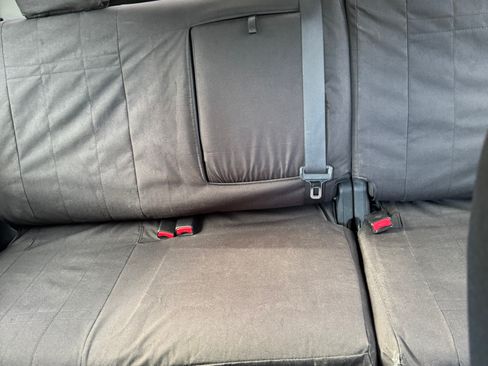 Used 2017 Nissan Titan SL image 12