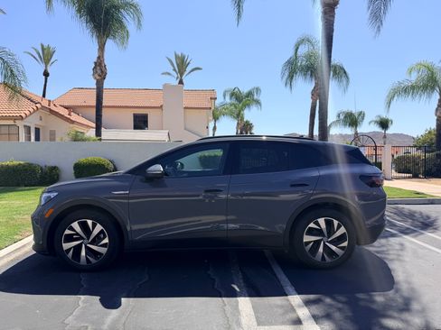 Used 2024 Volkswagen ID.4 Pro RWD image 6
