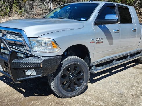 Used 2015 RAM 2500 Limited image 2