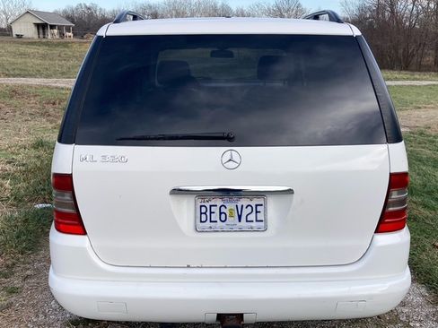 Used 2000 Mercedes-Benz ML 320 4MATIC image 5