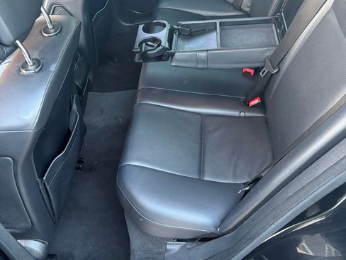 Used 2013 Mercedes-Benz C 250 Sedan image 9