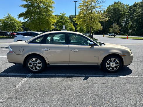 Used 2008 Mercury Sable Premier image 6