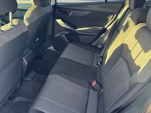 Used 2020 Subaru Impreza 2.0i image 5