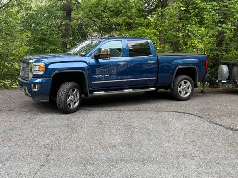 Used 2015 GMC Sierra 2500 Denali AWD/4WD image 11