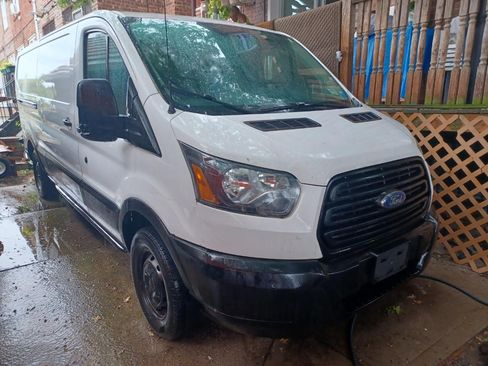 Used 2015 Ford Transit 150 148 Low Roof RWD image 1