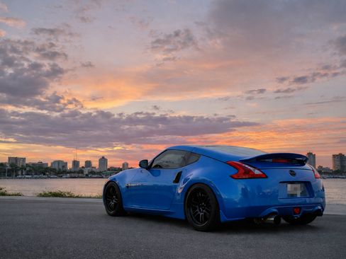 Used 2009 Nissan 370Z Coupe image 5